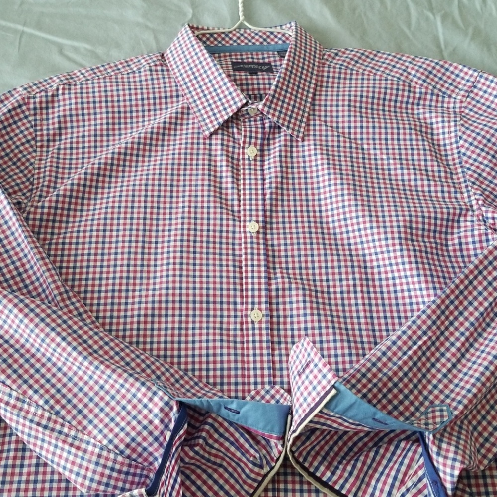 XL dress shirt blue / purple gingham like new